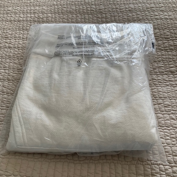 BNWT Warren LotasRaptors White Hoodie